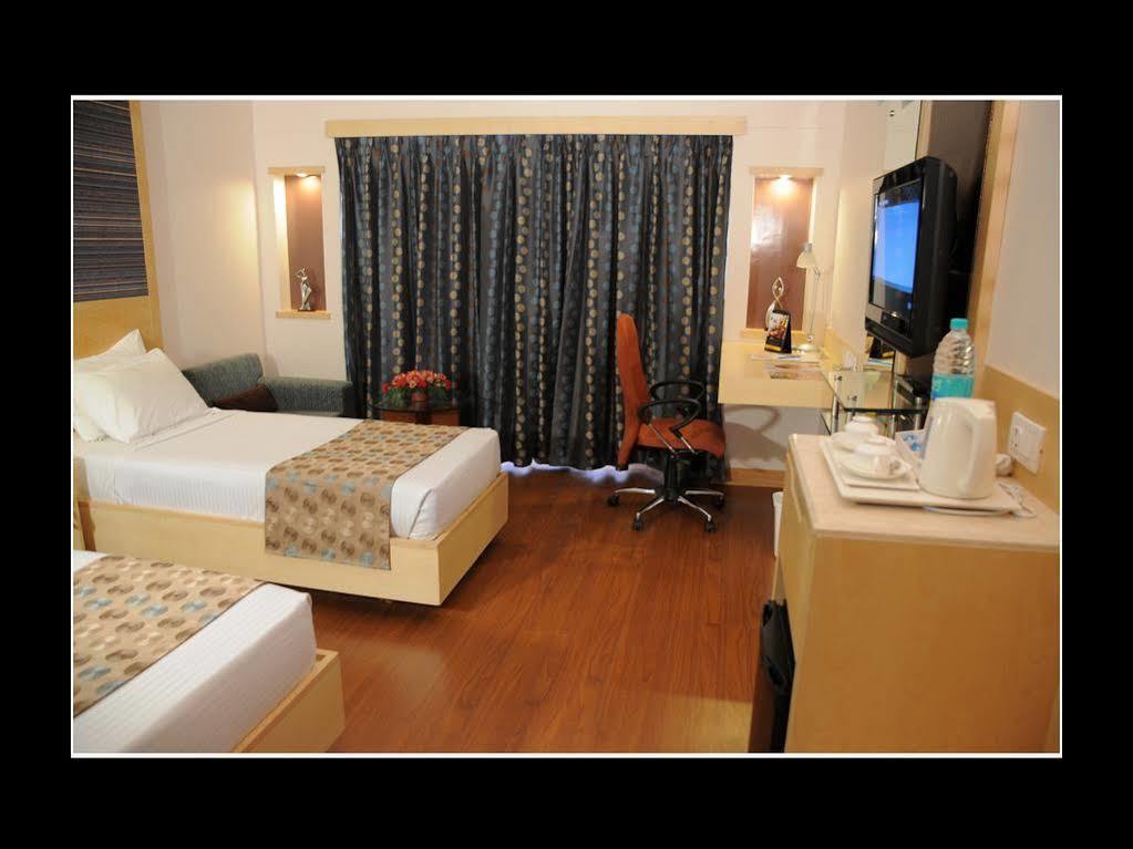 Comfort Inn Vijay Residency Bangalore Exteriör bild